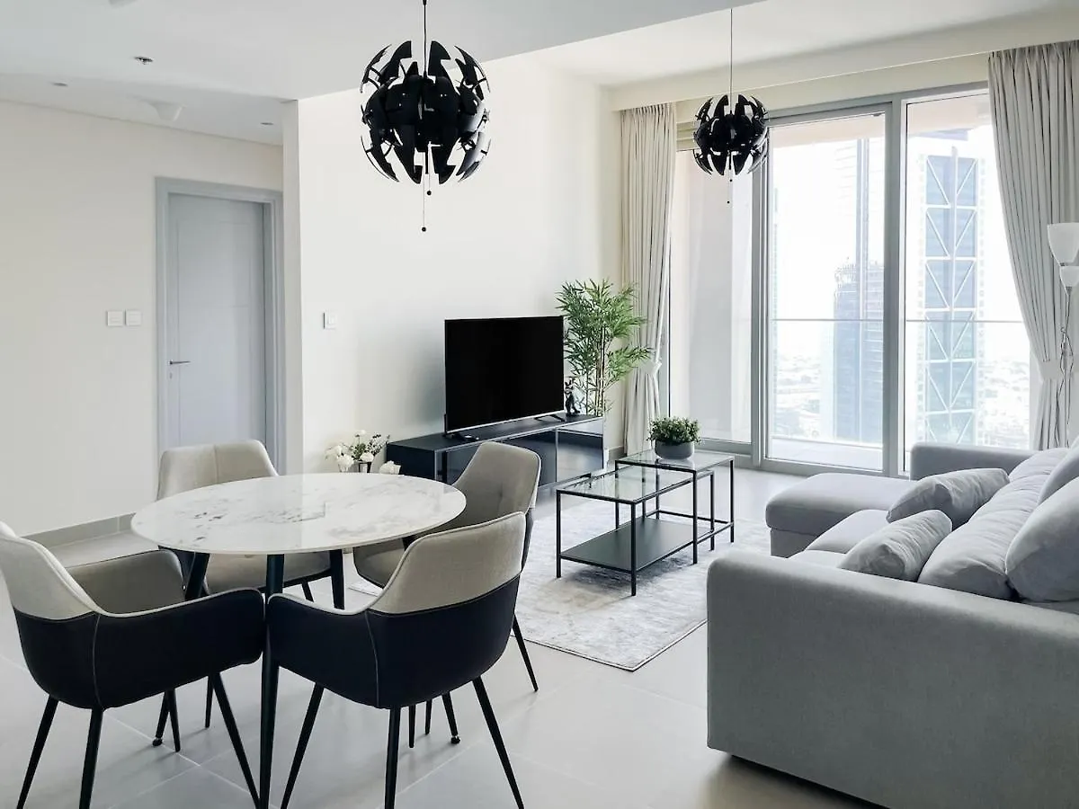 Incredible 1Bhk In Downtown location